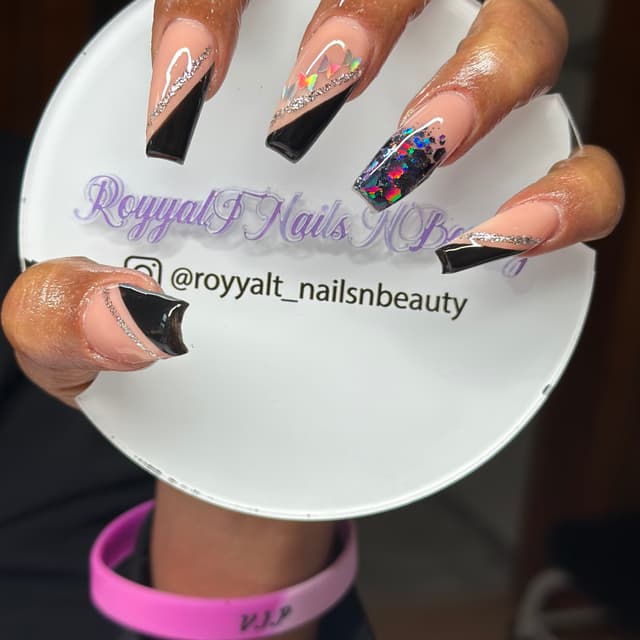 V.I.P Gold at RoyyalT Nails N Beauty in Campbell, OH